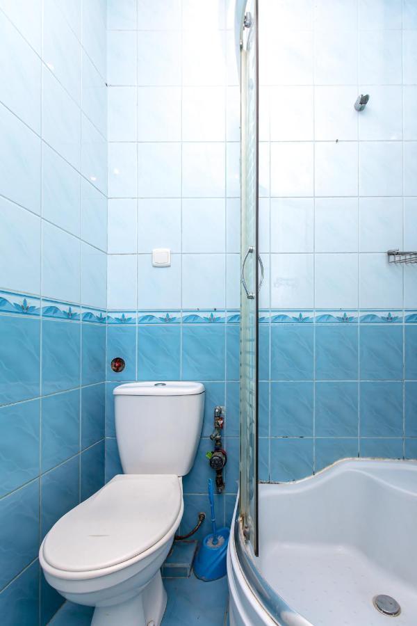 Appartement Навпроти Вернісажу Біля Оперного Вулиця Театральна 26 Є Балкон Та Інернет à Lviv Extérieur photo